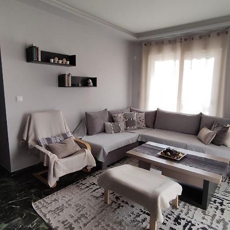 Two Bedroom Apartment In Athén Kültér fotó
