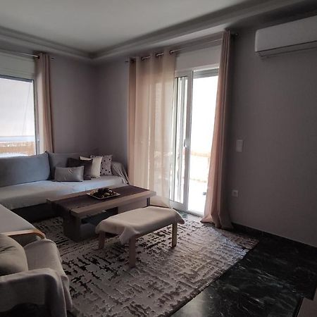 Two Bedroom Apartment In Athén Kültér fotó