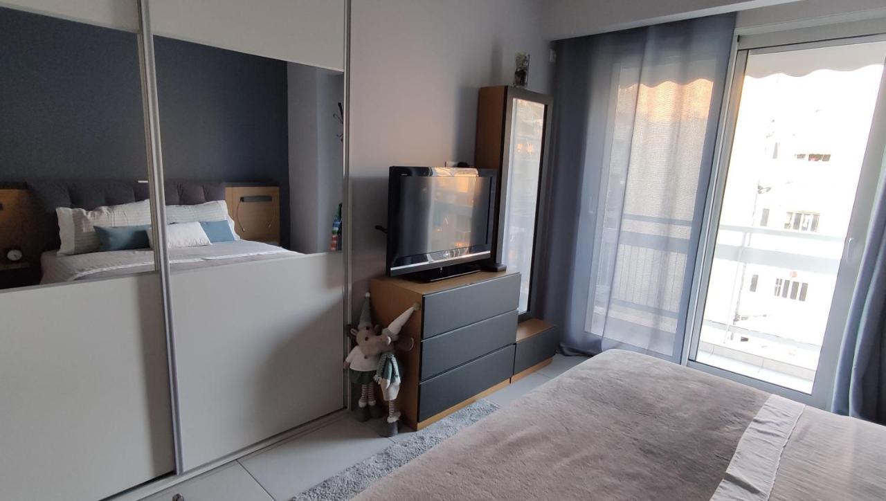 Two Bedroom Apartment In Athén Kültér fotó